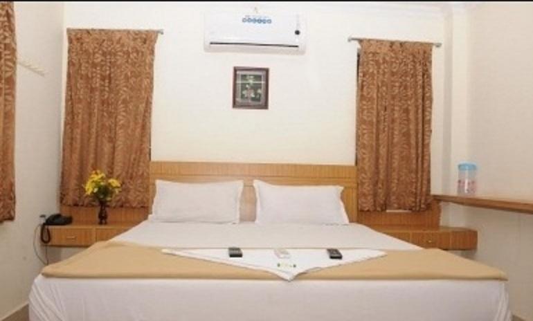 Sakthi Park Inn Csennai Kültér fotó